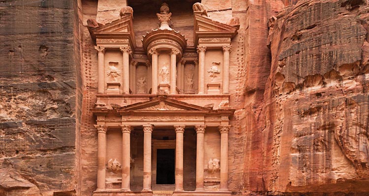 Jordan: A Tapestry of History, Desert Adventures, and Ancient Wonders