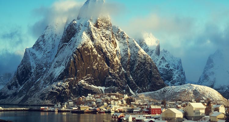 Norway: The Land of Fjords, Northern Lights, and Scandinavian Charm