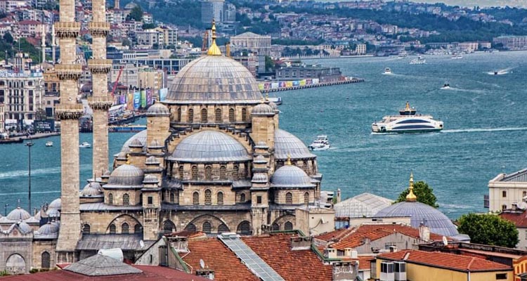 Turkey: A Crossroads of History, Culture, and Natural Beauty