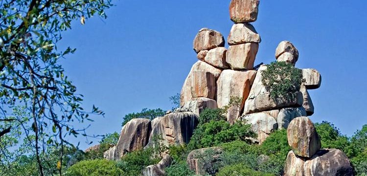 Zimbabwe: A Land of Natural Wonders and Rich Culture